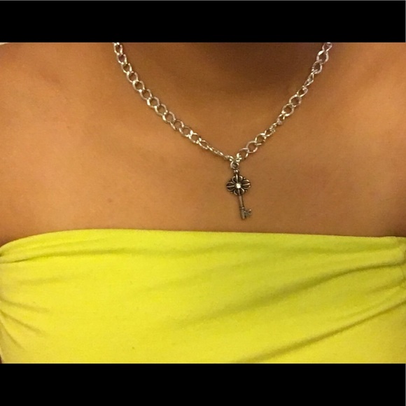 Home Basics Jewelry - Key necklace